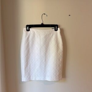Banana Republic textured diamond pattern white skirt